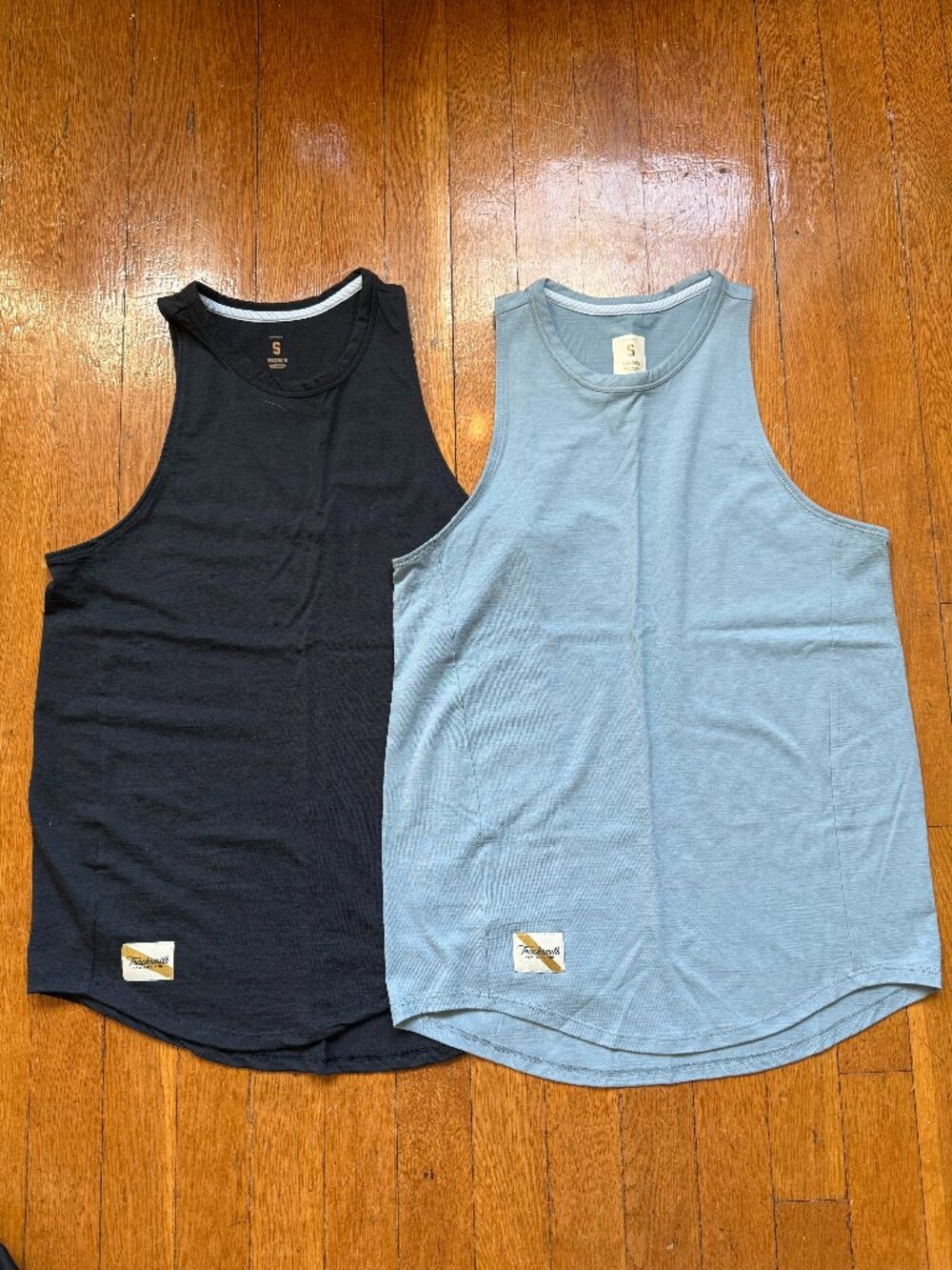 Tracksmith Harrier Tank (Bundle of 2)